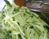 キュウリと縮緬雑魚の‥酢味噌あえ作り方1写真