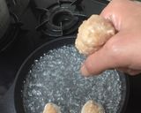 鶏肉団子とフキの煮物作り方2写真