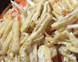 大根の皮と人参と薄揚げの炒め煮作り方1写真