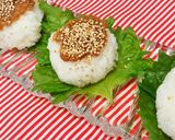 夏にお似合い♪キヌアのおにぎり★作り方4写真