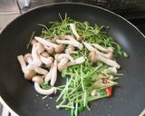 豆苗とお麩の卵炒め作り方6写真