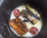 さんま蒲焼缶詰と梅干しで炊き込みご飯作り方2写真
