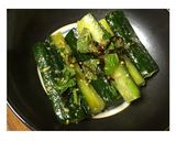 きゅうりとシソの胡麻塩昆布和え　作り方4写真