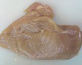 鶏むね肉の　そぎ切り作り方1写真