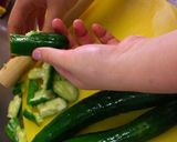 夏にぴったり！ピリ辛きゅうりの甘酢漬け作り方1写真