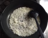 魚肉ソーセージと玉ねぎのケチャップ炒め作り方3写真
