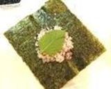 玄米でしらす・青葱・大葉・梅おにぎらず作り方4写真