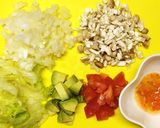 簡単カフェごはん♬餃子でタコライス風作り方1写真