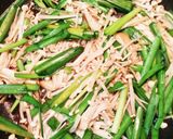 だしの素で簡単！にらとえのきの卵炒め作り方7写真