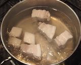 豚バラ肉と根菜のスープ作り方2写真