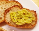 さけるチーズで巣ごもり卵☆バケット添え作り方5写真