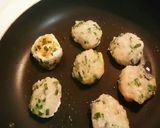 簡単鶏つくね♪餃子風味。作り方3写真