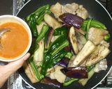 鶏もも肉とナス・ピーマン簡単！味噌炒め♪作り方8写真