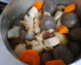 簡単和食に♪鶏むね肉と玉蒟蒻と椎茸の煮物作り方6写真