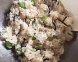 朝食に☆枝豆と塩昆布のオイルおにぎり作り方1写真