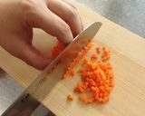 ＊基本の切り方＊みじん切り（にんじん）作り方3写真