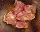 ご飯がすすむ！甘辛チキン！作り方1写真