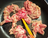 簡単！おかずに漬けダレ牛肉の焼肉炒め作り方3写真