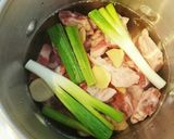 『かえし』で本格的！トロトロ豚バラ軟骨♪作り方2写真
