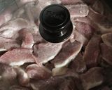 【材料これだけ】超簡単 豚ロースの焼き肉作り方2写真