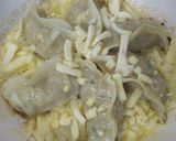 まるで羽根つき♪パリッパリピザ餃子作り方3写真
