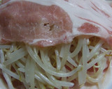 豚しゃぶ肉・もやしと舞茸の重ね蒸し作り方1写真