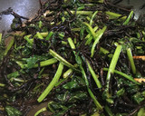 ひじきとほうれん草の和風炒め。作り方4写真