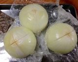 新たまねぎdeまるごとダシ煮☆肉味噌添え作り方2写真