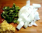 玉ねぎと豚玉のピリ辛焼そうめん作り方1写真