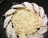 ボリューム満点☆パリッと餃子焼きそば作り方3写真