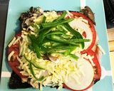 鶏胸肉を薄生地にしたピザ♩夏野菜のせ〜作り方3写真