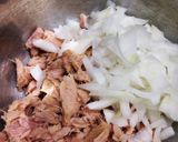 我が家の酢玉ねぎで♪朝食に簡単ツナ玉ねぎ作り方1写真