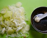 初めてでも簡単♪黒チャーハン(＋大麦)作り方1写真