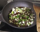 ネギ大量消費☆太ネギ丼・挽肉は脇役作り方4写真