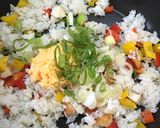 魚河岸あげ♪香ばしニンニク醤油チャーハン作り方3写真