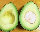 アボカドとトマトのサラダ作り方1写真