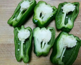 ピーマンの肉詰めを蒸し焼きで作り方2写真