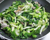 やみつき♪丼にも♪セロリと豚肉の金平風作り方3写真