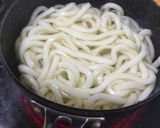 玉トマ肉うどん作り方1写真