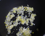 豚肉とキャベツとザーサイの味噌炒め作り方2写真