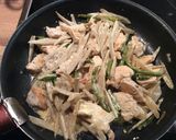 ❤️大好きな組み合わせ鶏ごぼうマヨ炒め♫作り方5写真