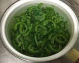 苦味を抑えたゴーヤのサラダ作り方4写真