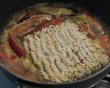 ぴり辛っエビトマト麺作り方5写真
