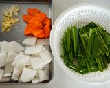 ピリ辛韓国風スープ作り方1写真