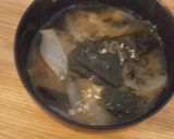 一人御膳□玉ねぎとわかめのお味噌汁作り方3写真