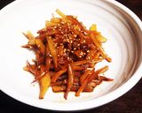 簡単✨めんつゆでヤーコンのきんぴら作り方4写真