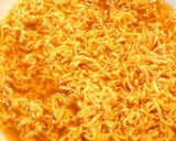 入れるだけで風味＋！ピリ辛チキンラーメン作り方2写真
