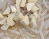 つきこんと里芋のチキンラーメン風作り方3写真