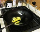 中華鍋で作る！きのこと豚肉ガーリック炒め作り方3写真
