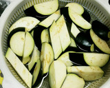 ガッツリ☆厚揚げの肉巻きとナスの生姜焼き作り方1写真